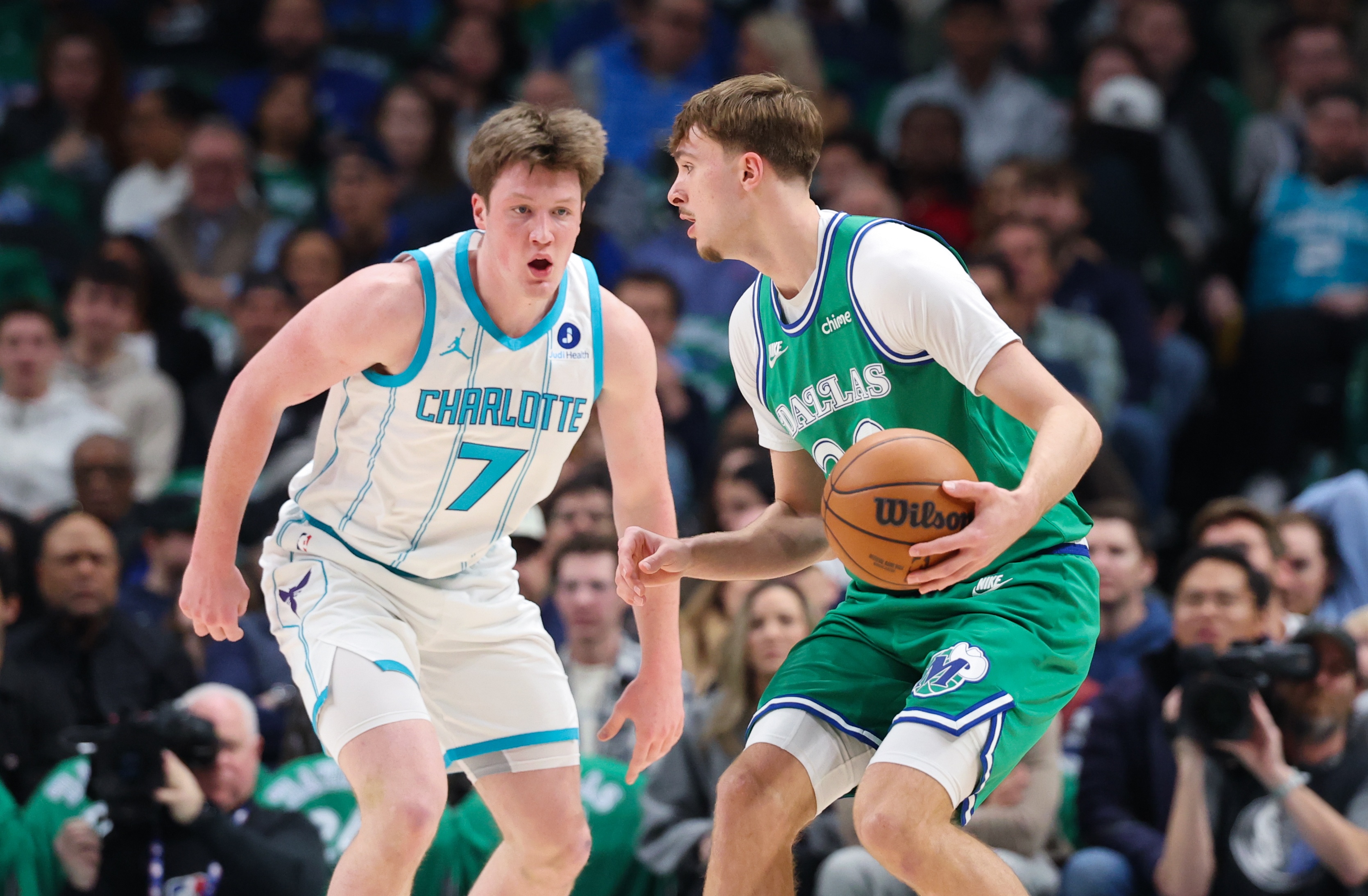 【菜鸟】弗拉格连续4场30+ 克尼佩尔三分数超新秀库里 杰明26分